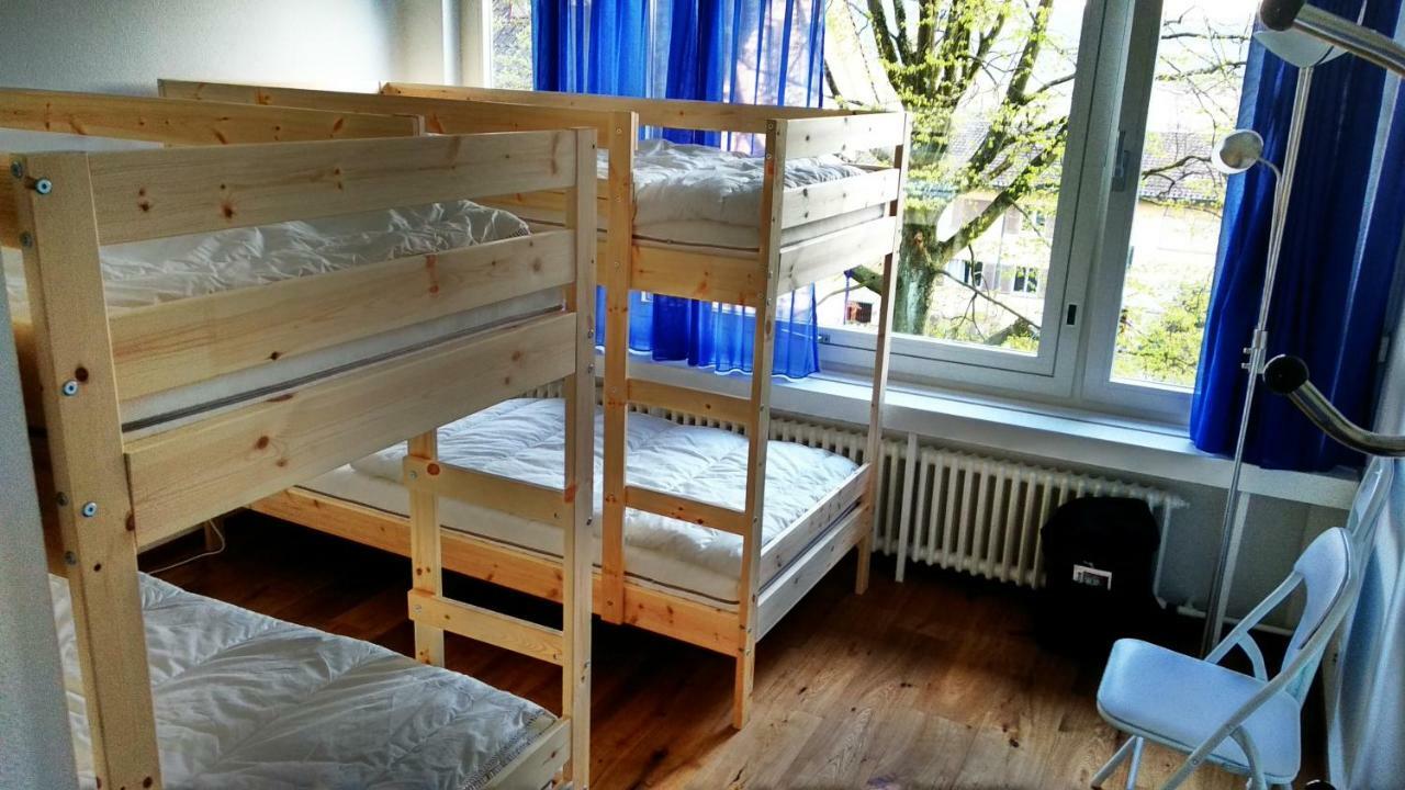 Budget Youth Hostel Oberengstringen エクステリア 写真